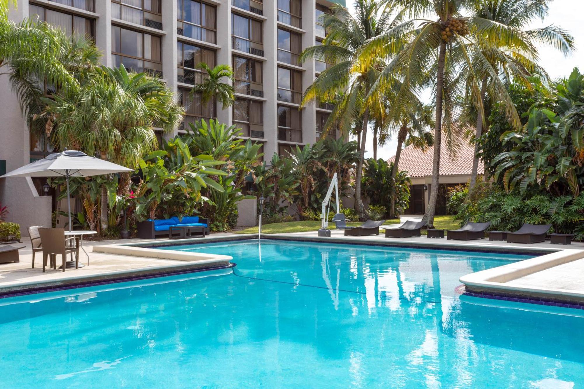 וסט פאלם ביץ' 88 Palms Hotel & Event Center מראה חיצוני תמונה