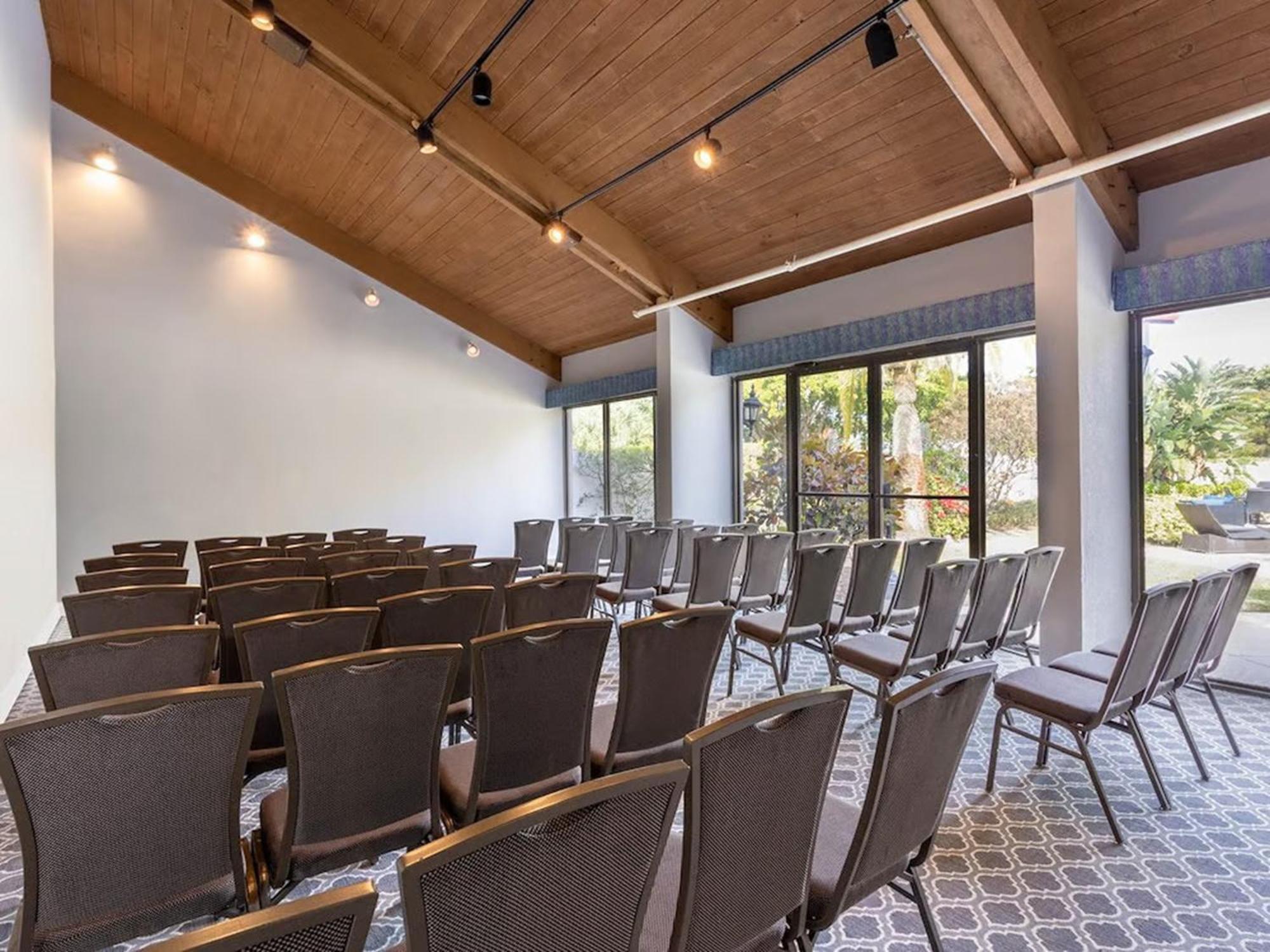 וסט פאלם ביץ' 88 Palms Hotel & Event Center מראה חיצוני תמונה